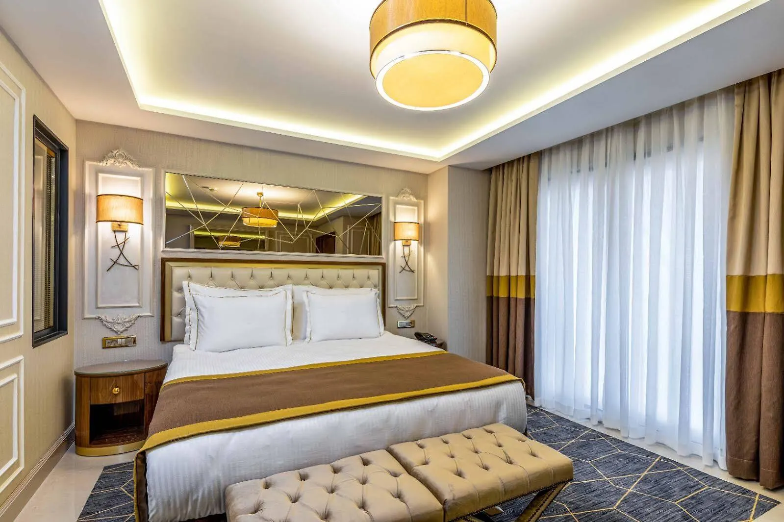 Beethoven Senfoni Hotel Istanboel