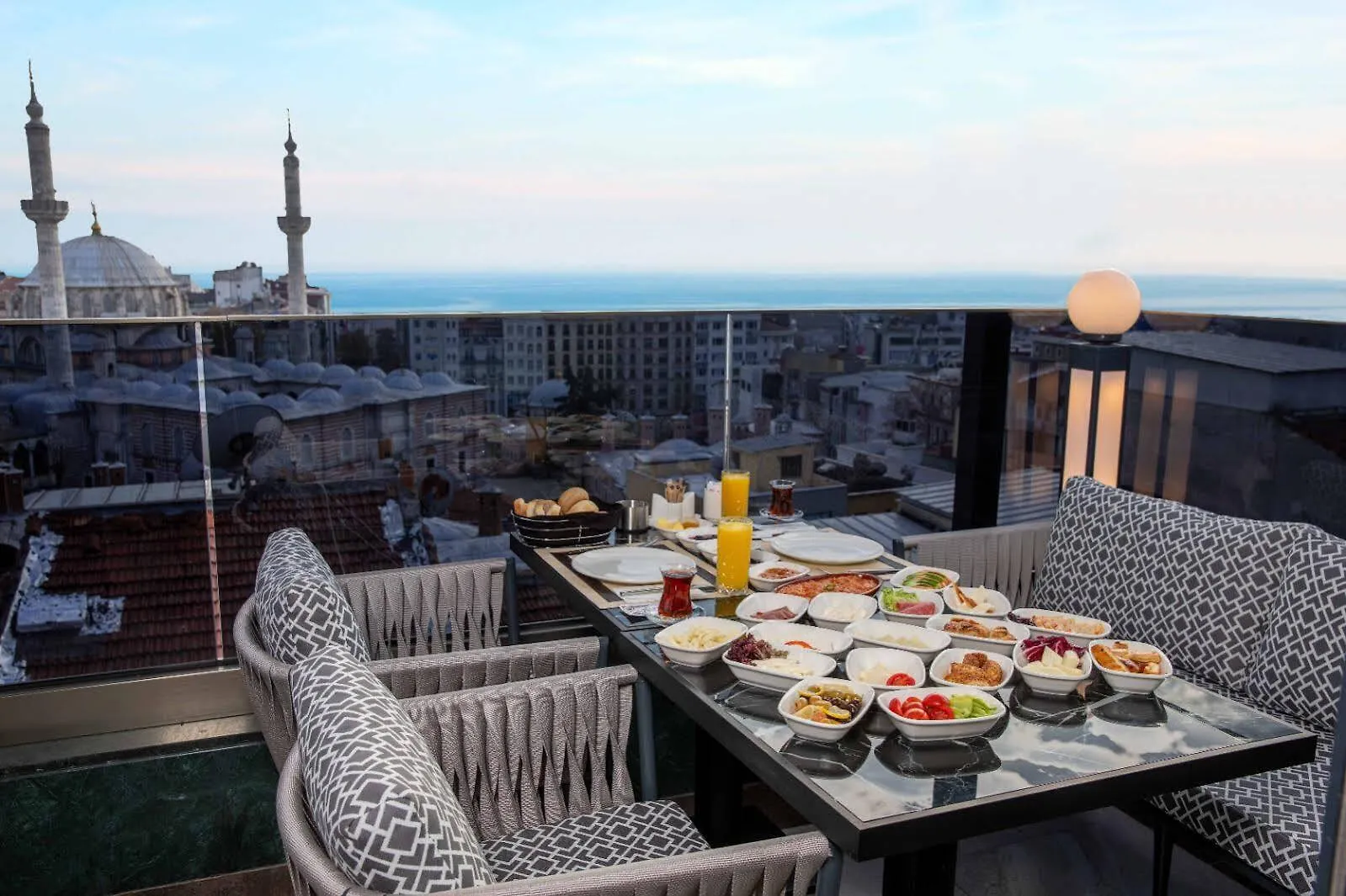 Beethoven Senfoni Hotel Istanboel Turkije