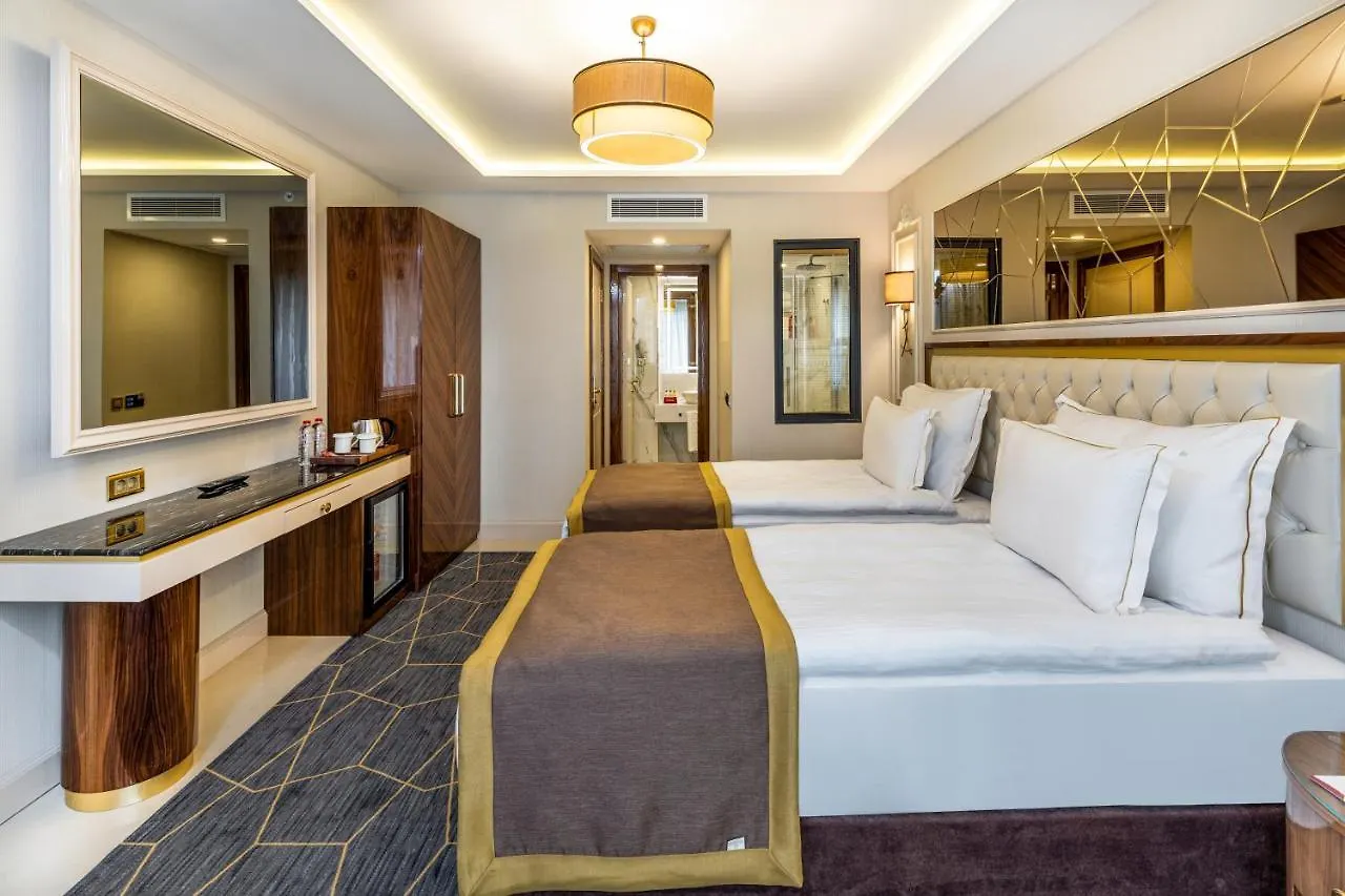 Beethoven Senfoni Hotel Istanboel